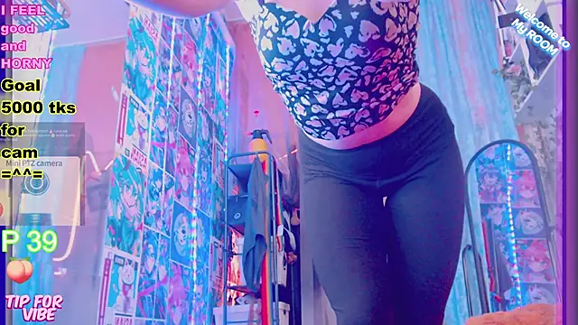 Snapshot of Toxic_Ellies chatting on 02.11.25 Toxic Ellies online show from 02.11.25