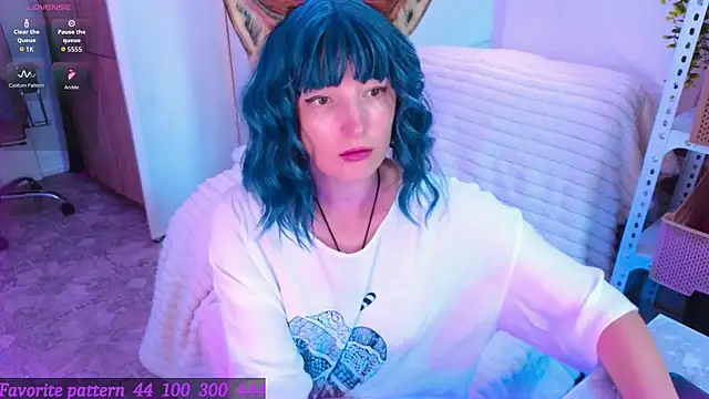 Snapshot of Toxic_Ellies chatting on 06.28.26 Toxic Ellies online show from 06.28.26