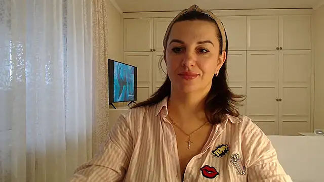 Snapshot of Dina0908 chatting on 01.17.25 Dina0908 online show from 01.17.25