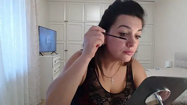 Snapshot of Dina0908 chatting on 01.28.25 Dina0908 online show from 01.28.25