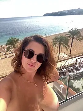 Dina0908 online show from 10.15.25