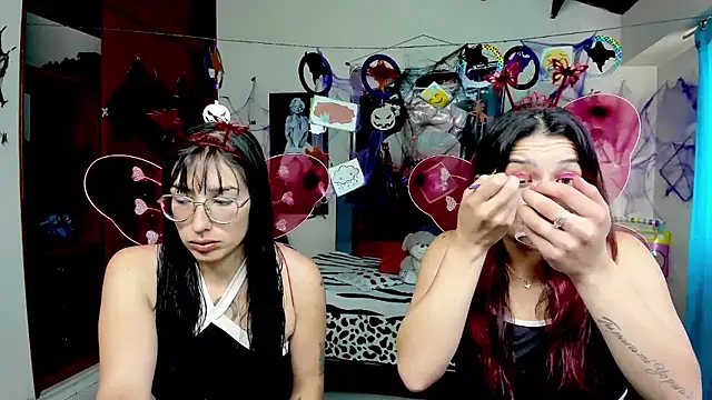 Snapshot of jeyloveebony chatting on 10.31.25 jeyloveebony online show from 10.31.25