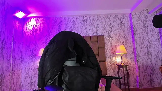 Camila Chainn online show from 03.21.25