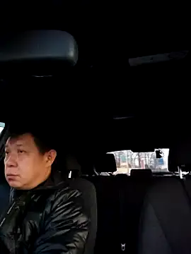 Snapshot of 07YUKIO chatting on 12.31.24 07YUKIO online show from 12.31.24