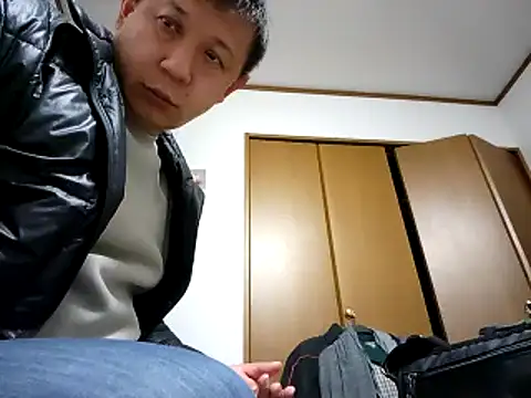 Snapshot of 07YUKIO chatting on 02.19.25 07YUKIO online show from 02.19.25