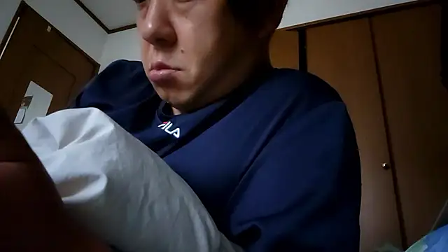 Snapshot of 07YUKIO chatting on 09.26.25 07YUKIO online show from 09.26.25