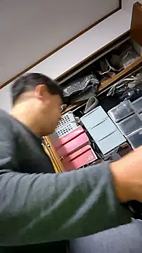 Snapshot of 07YUKIO chatting on 10.27.25 07YUKIO online show from 10.27.25