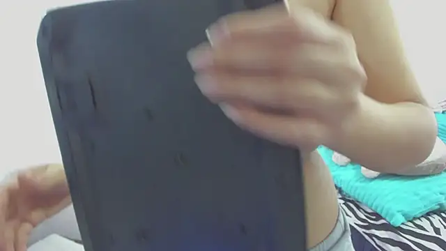 HARLEYNAPIER online show from 11.25.25