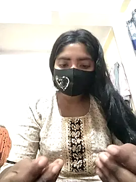 Lina-Rose online show from 03.02.25