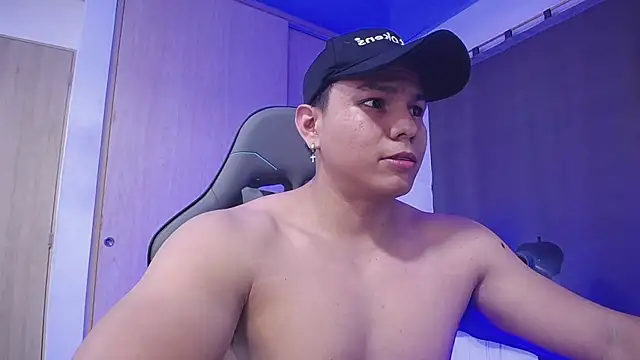 RoyConstance online show from 03.10.25