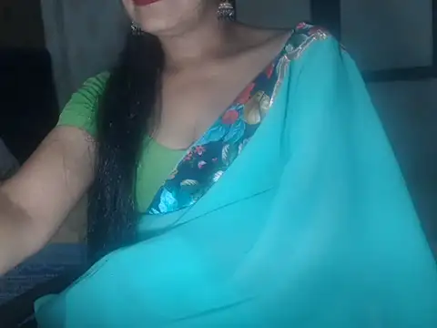 Snapshot of LustyShreya chatting on 09.10.25 LustyShreya online show from 09.10.25