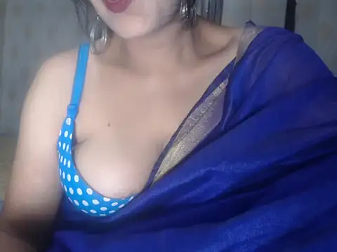 Snapshot of LustyShreya chatting on 10.10.25 LustyShreya online show from 10.10.25