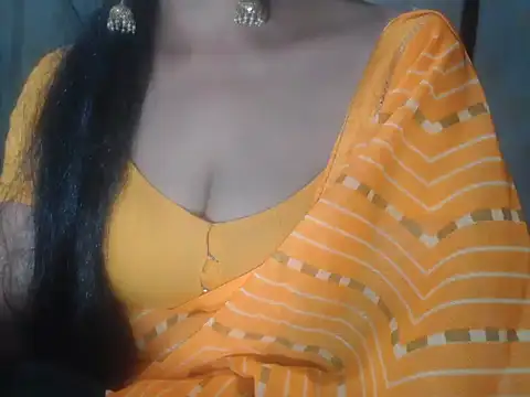 Snapshot of LustyShreya chatting on 10.17.25 LustyShreya online show from 10.17.25