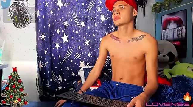 soyander03  online show from 12.13.24