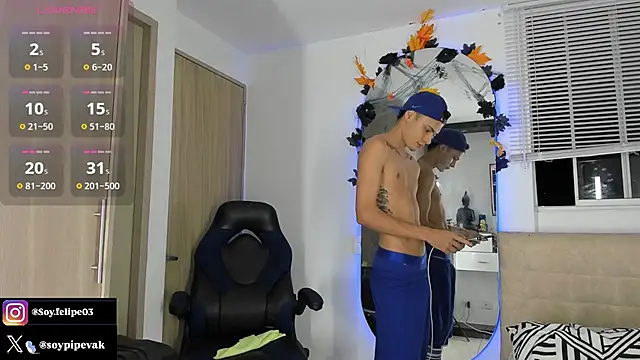 soyander03  online show from 10.17.25