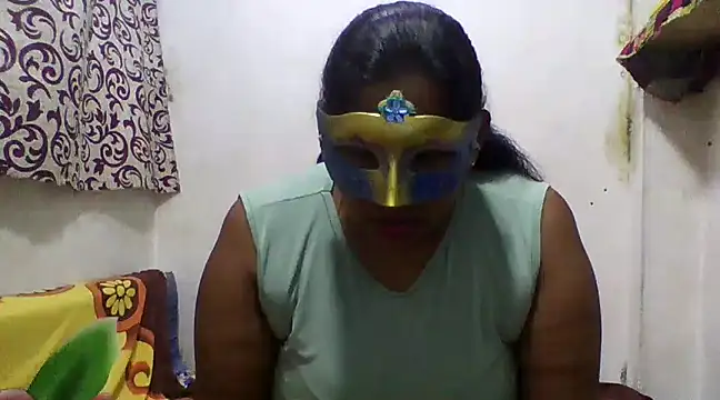 Snapshot of selharsha chatting on 03.11.25 selharsha online show from 03.11.25