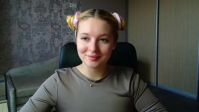 Milka kiss  online show from 05.16.26