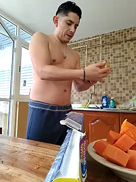 Snapshot of Anto_BWC chatting on 09.28.25 Anto BWC online show from 09.28.25