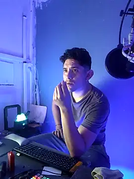 Snapshot of Anto_BWC chatting on 09.30.25 Anto BWC online show from 09.30.25