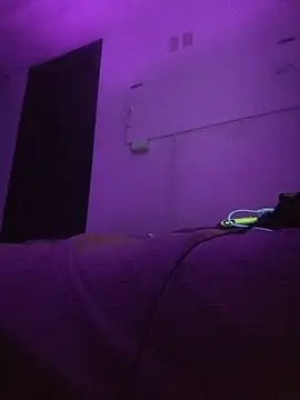 Snapshot of Anto_BWC chatting on 10.19.25 Anto BWC online show from 10.19.25