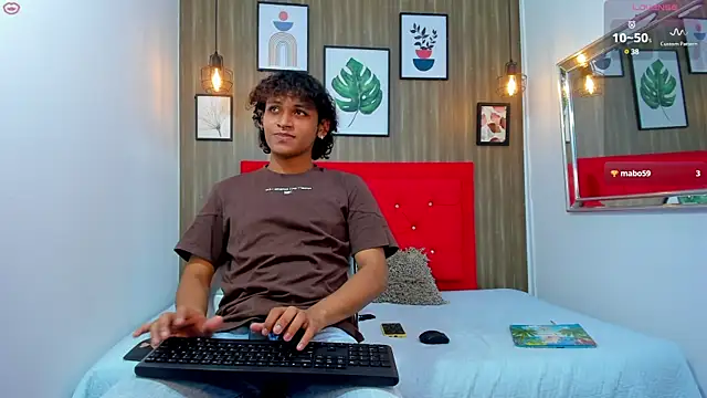 Snapshot of axel_ps chatting on 01.28.25 axel ps online show from 01.28.25