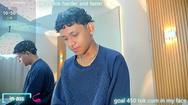 Snapshot of axel_ps chatting on 09.17.25 axel ps online show from 09.17.25