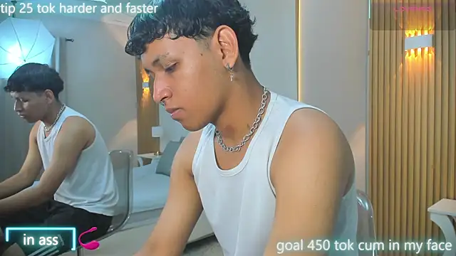 Snapshot of axel_ps chatting on 09.18.25 axel ps online show from 09.18.25