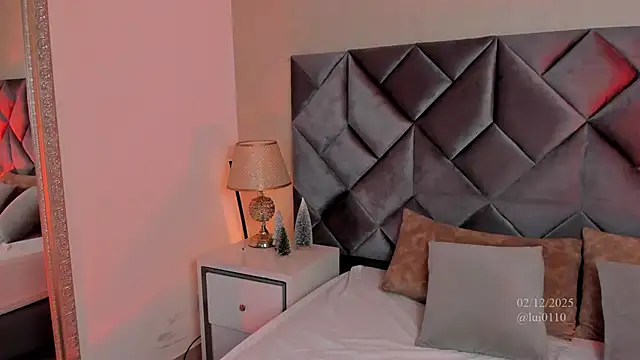 Luisa0110 online show from 12.02.25