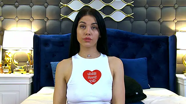 Snapshot of LeyaCass chatting on 02.20.25 LeyaCass online show from 02.20.25