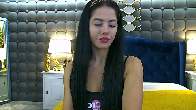 Snapshot of LeyaCass chatting on 10.26.25 LeyaCass online show from 10.26.25