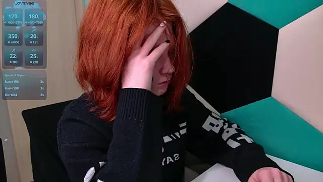 Snapshot of ZaynGraham chatting on 12.15.24 ZaynGraham online show from 12.15.24