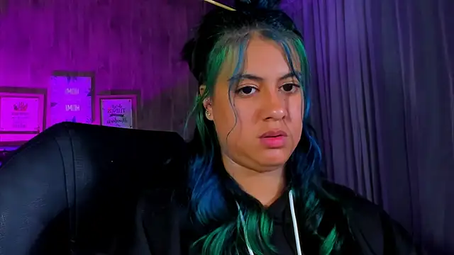 Xisu  online show from 01.15.25