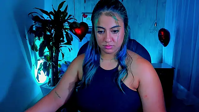 Xisu  online show from 02.13.25