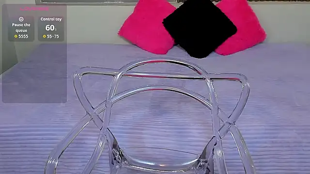 Snapshot of AmyBarton02 chatting on 09.09.25 AmyBarton02 online show from 09.09.25