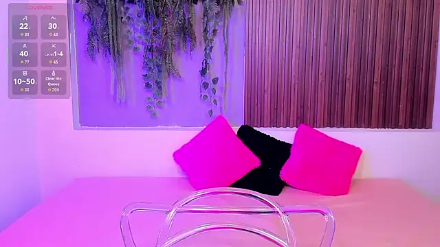 Snapshot of AmyBarton02 chatting on 09.15.25 AmyBarton02 online show from 09.15.25