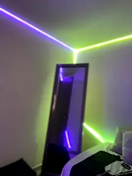 AmmyCollinsW online show from 09.17.25