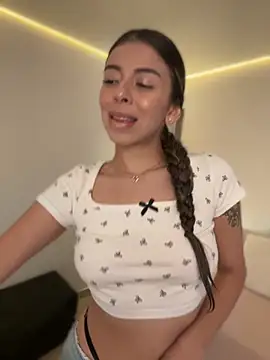 AmmyCollinsW online show from 10.07.25