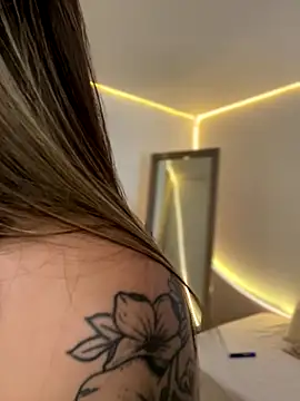 AmmyCollinsW online show from 11.26.25