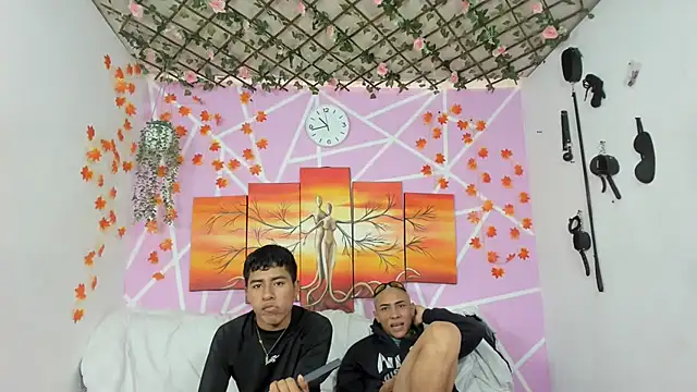 Snapshot of Fresahot2005 chatting on 03.11.25 Fresahot2005 online show from 03.11.25