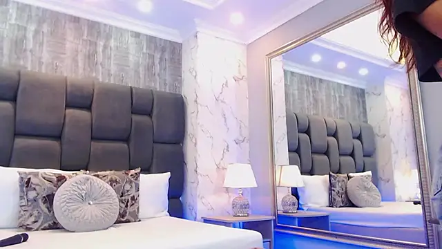 SophieWolkman online show from 02.28.26