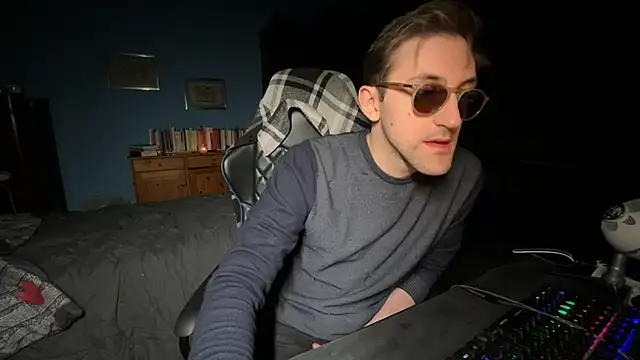 Snapshot of Stefisexy91 chatting on 10.07.25 Stefisexy91 online show from 10.07.25