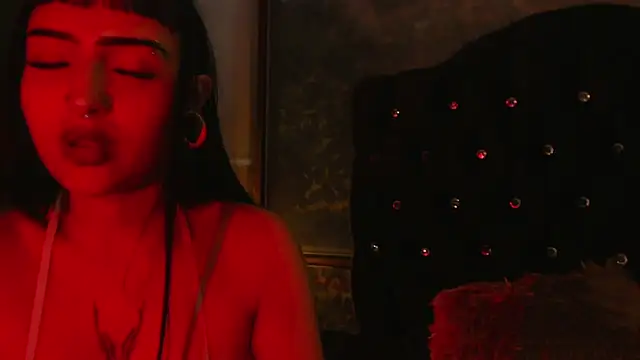 Cintya Kros online show from 11.12.25