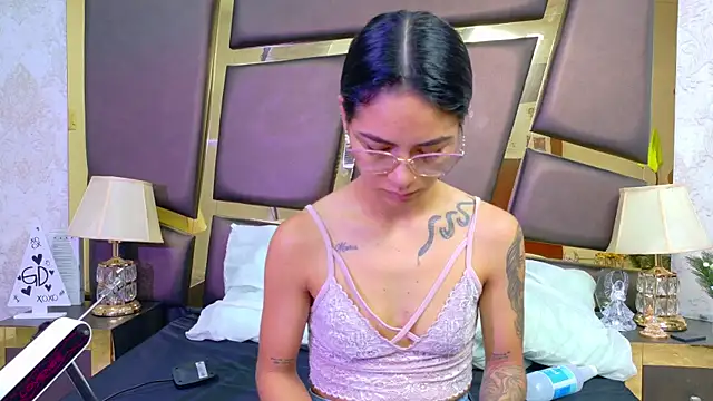 NicoleEsposito online show from 02.27.26