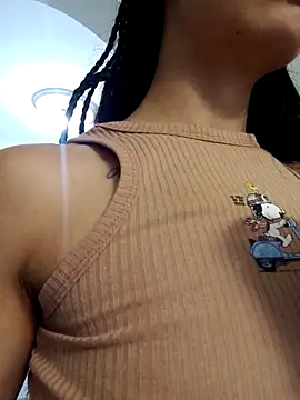 NicoleEsposito online show from 03.17.26