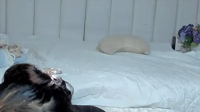 brithany rousee online show from 02.22.25