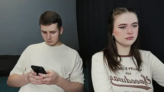 Pinku kitsune online show from 02.21.25