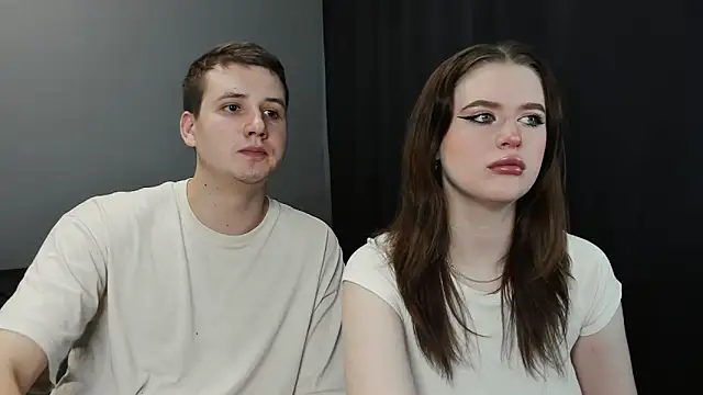 Pinku kitsune online show from 03.07.25