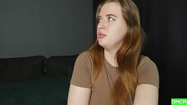 Pinku kitsune online show from 11.21.25