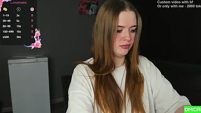 Snapshot of Pinku_kitsune chatting on 02.06.26 Pinku kitsune online show from 02.06.26