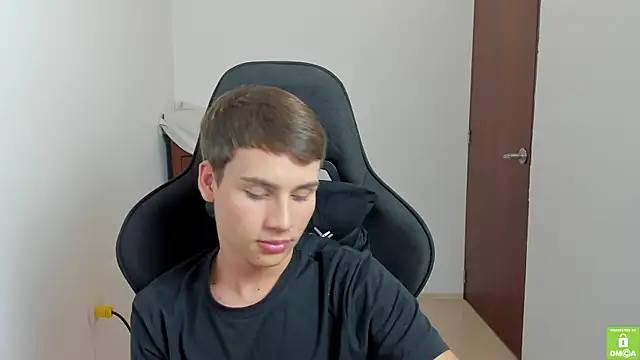 Snapshot of jackson_millers chatting on 03.08.25 jackson millers online show from 03.08.25